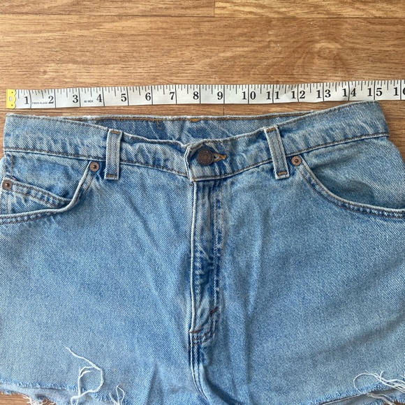Vintage Levi’s shorts - Picture 5 of 6